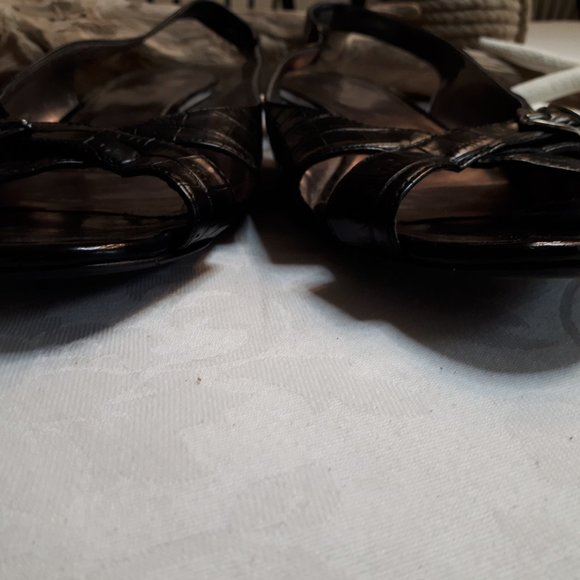 Anne Klein Black Reptile Embossed Sling Back - Picture 5 of 11